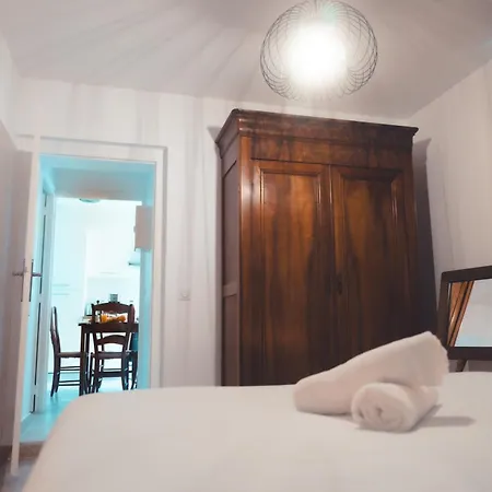 Calme, Proche Plumereau Apartment Tours
